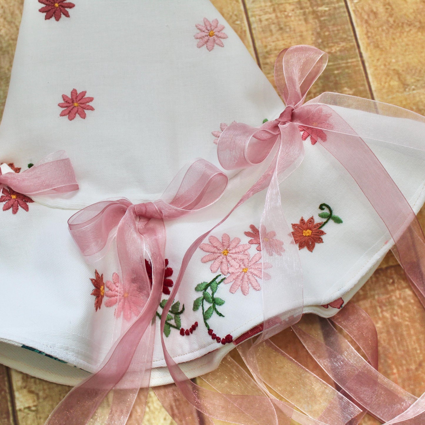 Girls Vintage Embroidered Witch Hat